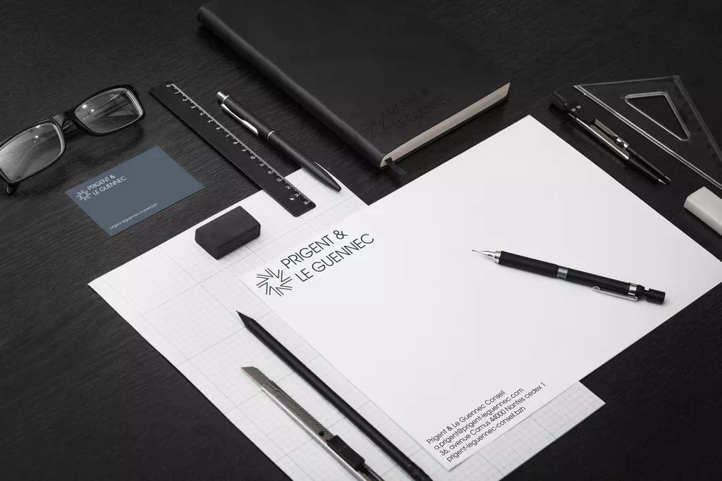 mockup papetrie fond noir